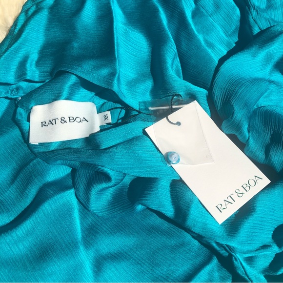 Rat and boa Dress - Picture 12 of 15